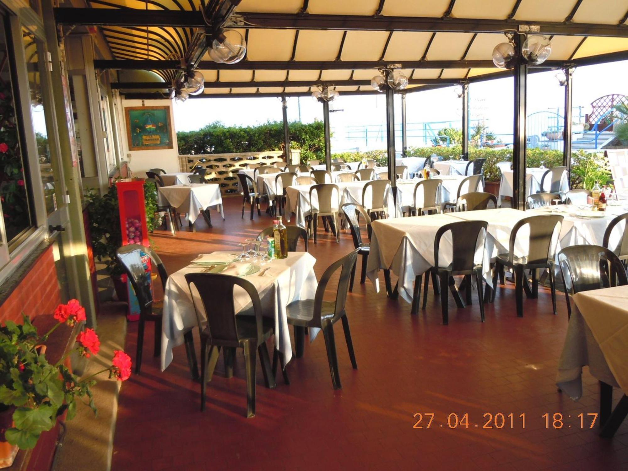 Albergo La Lampara Deiva Marina Ngoại thất bức ảnh